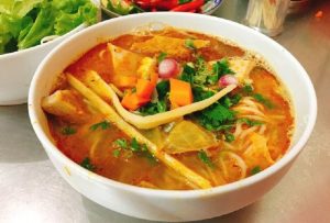 Đặc sản bún chả cá Đà Nẵng có gì ngon?