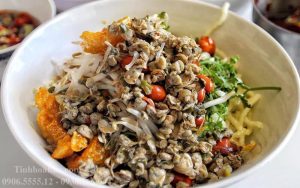 Cách làm cơm hến Huế đơn giản tại nhà